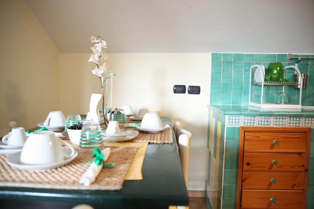 La Castellana Apartment Salerno Bagian luar foto