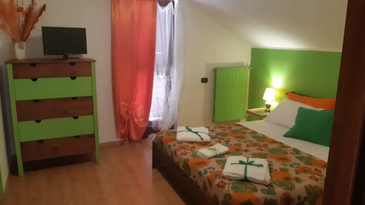 La Castellana Apartment Salerno Bagian luar foto