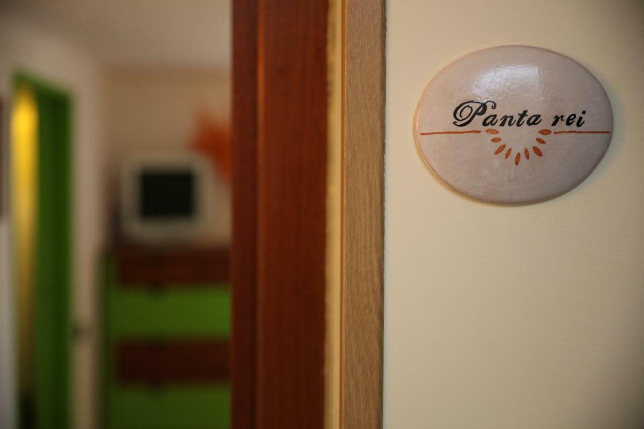 La Castellana Apartment Salerno Bagian luar foto